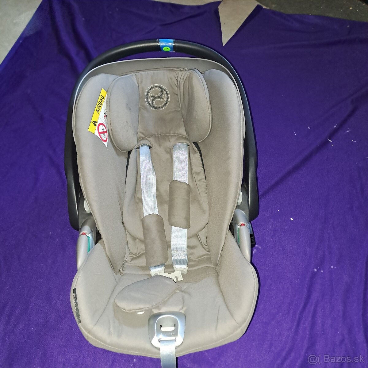 Autosedačka pre deti-vajíčko - 2