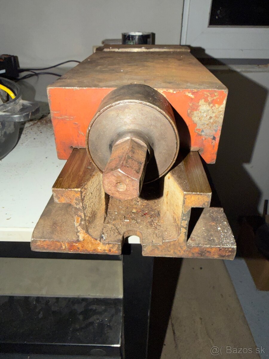 Strojny zverak 160 - 2