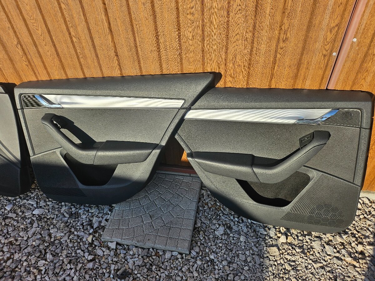 Tapacíre dverí a ľaktová opierka Škoda Octavia 3 combi - 2
