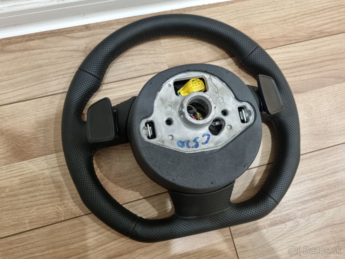 AUDI RS PERFOROVANY ZREZANY VOLANT MULTIFUNKCNY - 2