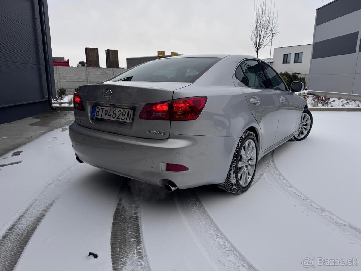 LEXUS IS250 - 2