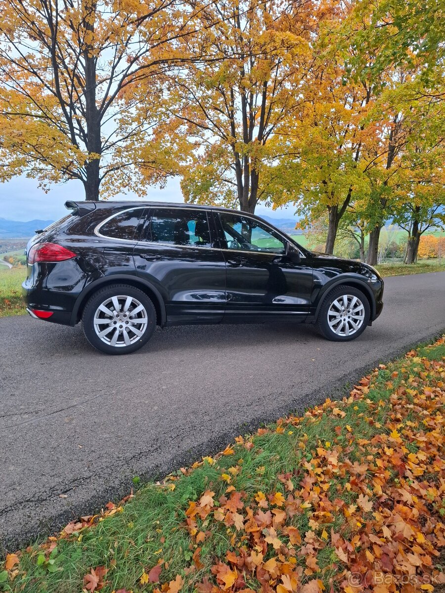 Predam vymenim porsche cayenne - 2