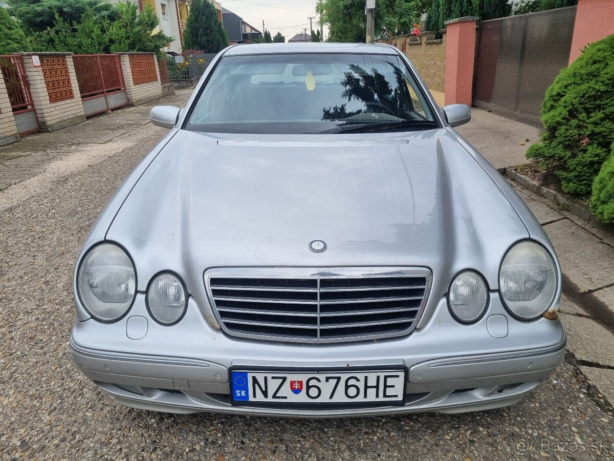 MERCEDES BENZ W210 E320 CDi ROK-2000 - 2