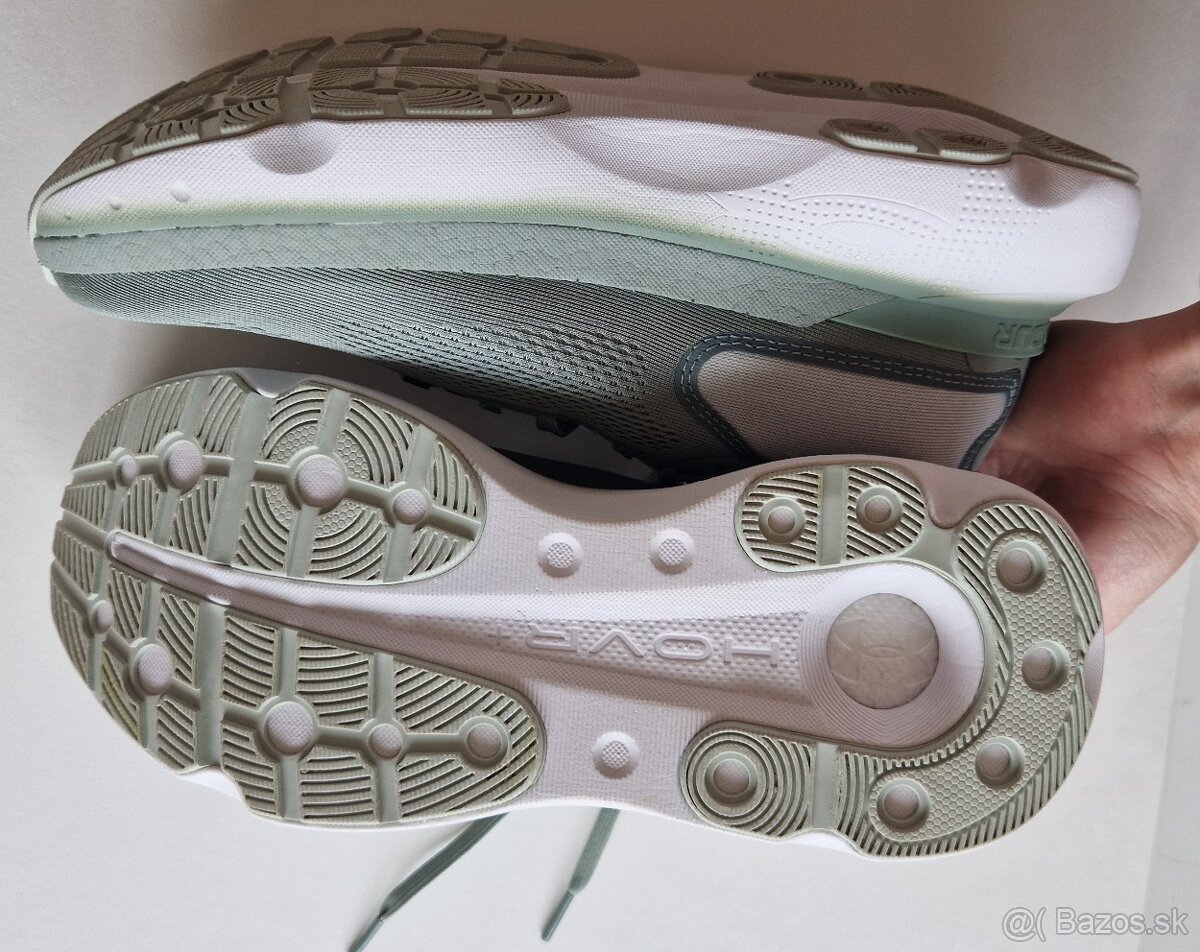 Dámske bežecké tenisky - Under Armour veľ.40 - 2