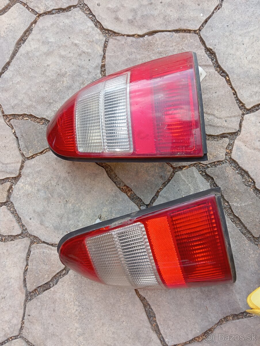 Zadné svetlá Opel Vectra b - 2