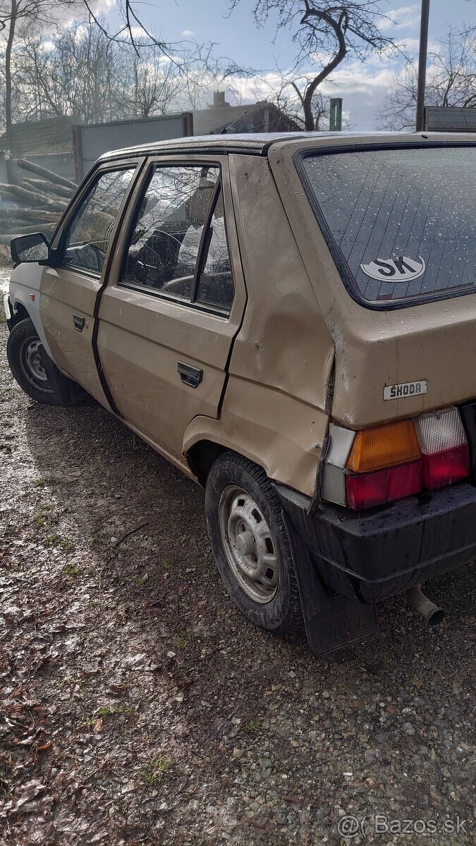 Predám Škodu Favorit 136 L - 2
