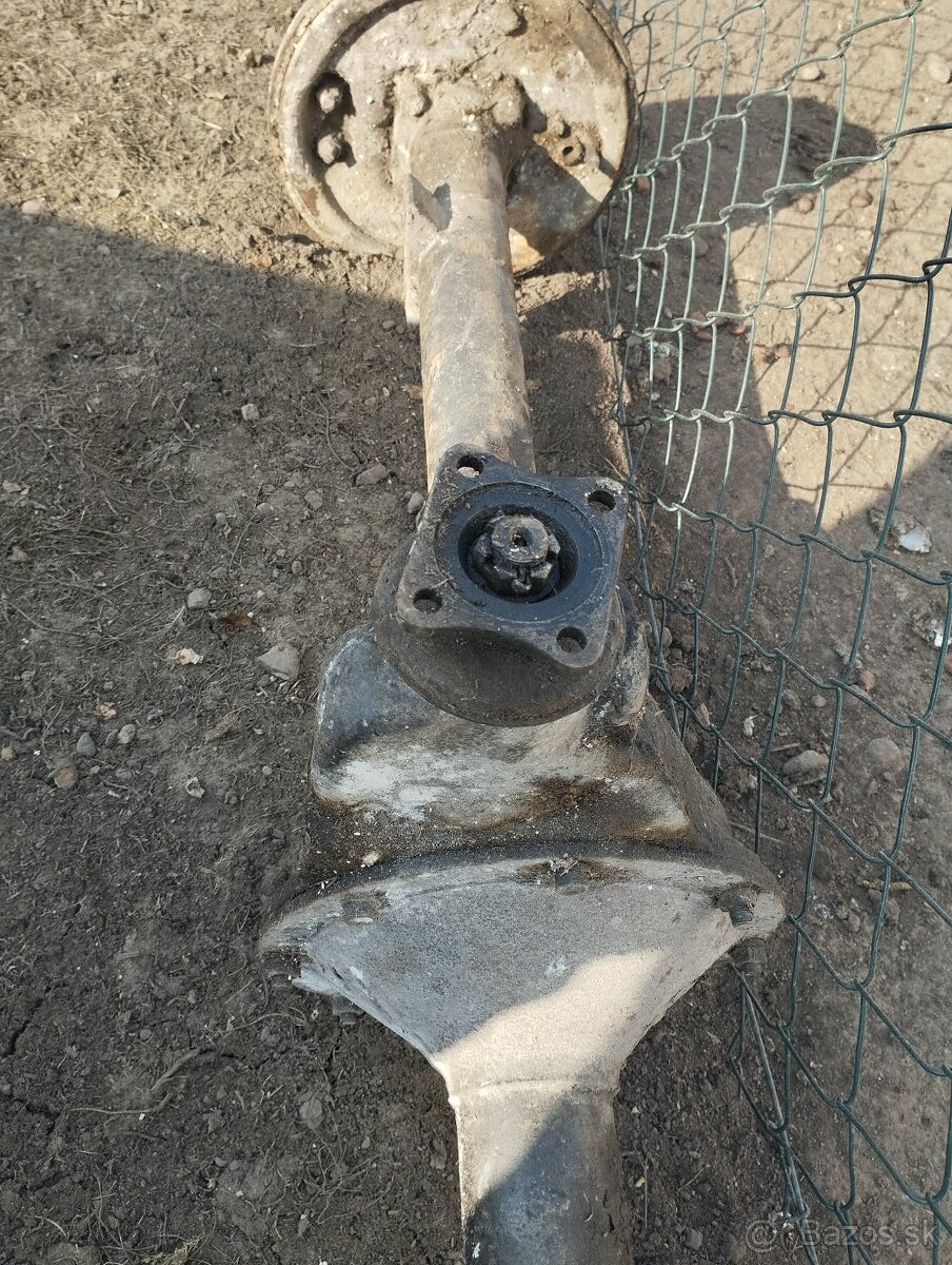 Predám zadnú nápravu na Gaz 69 - 2