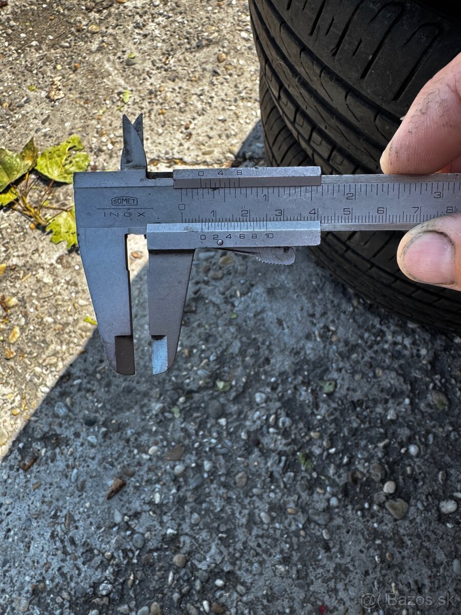 225/50 r18 runflat - 2