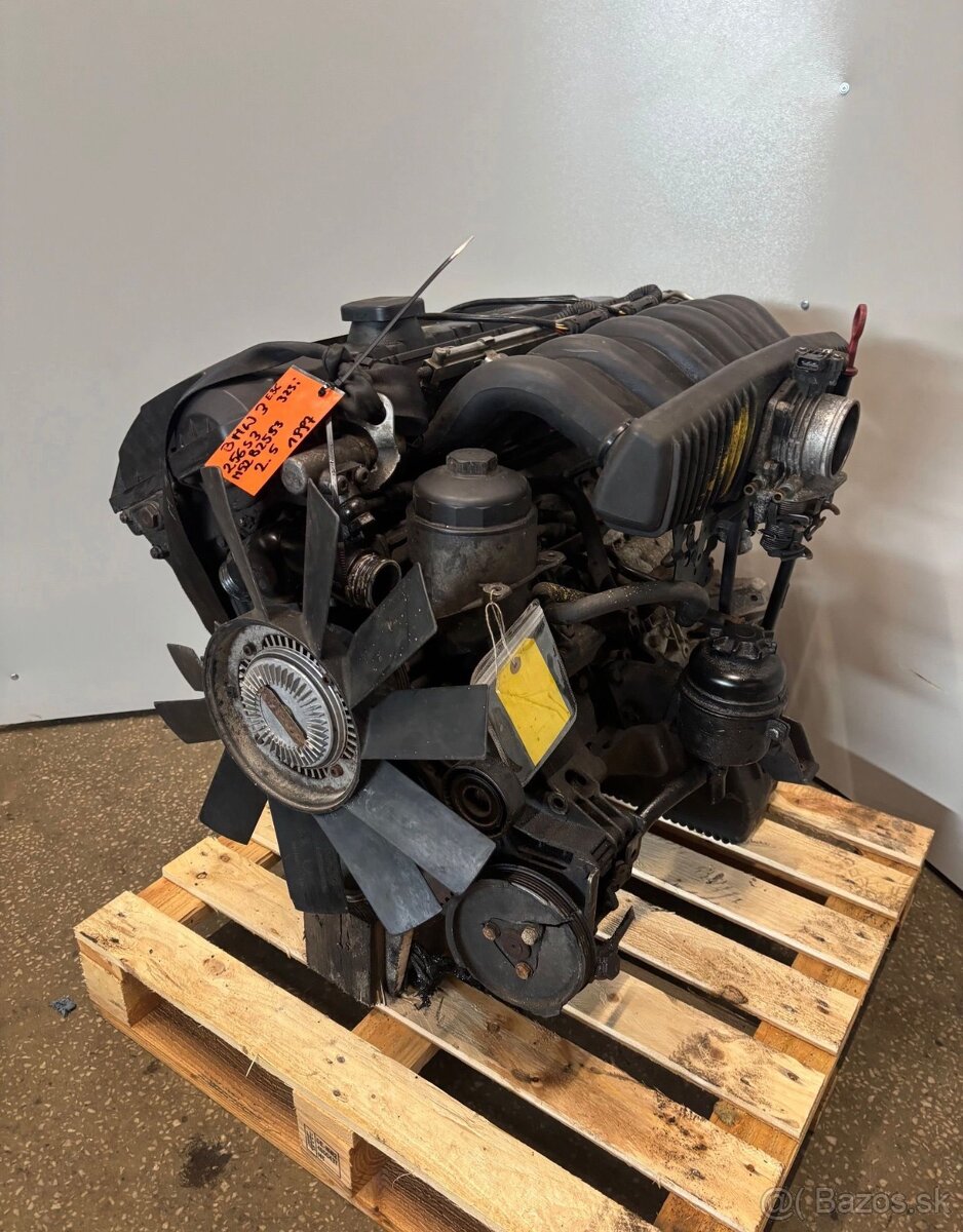 Kompletný motor BMW E36 2.5b - 2