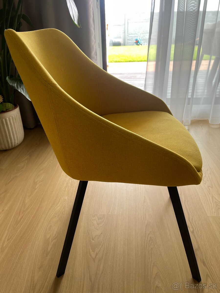 Jedálenské stoličky - 2