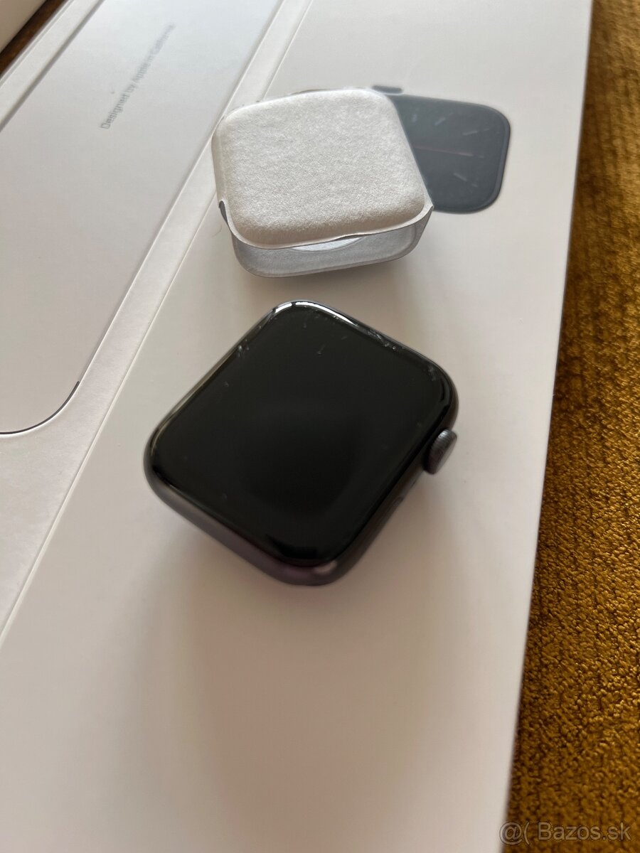 Apple Watch 6 44mm Space Gray - 2