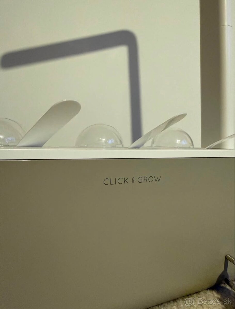 Click And Grow Smart Garden 3 biely - 2