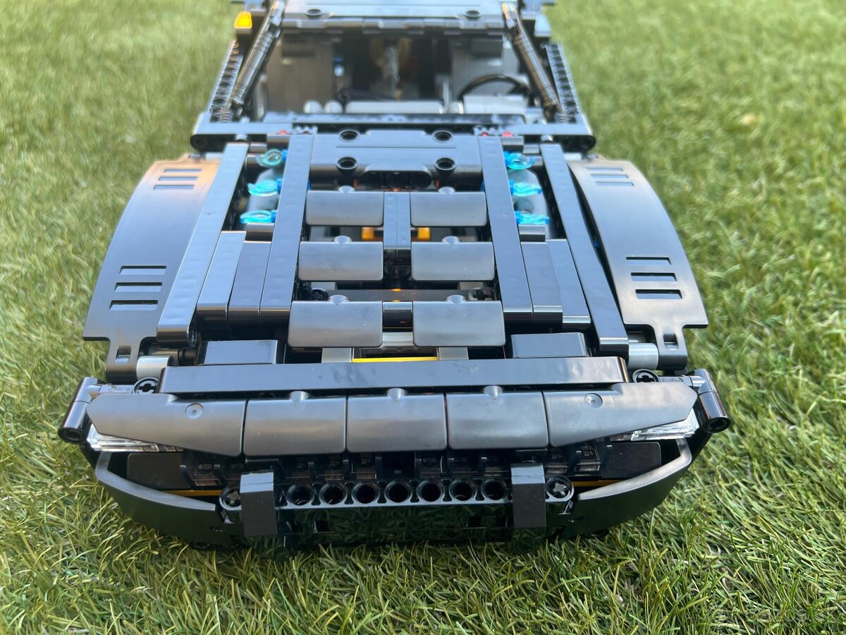 Lego technik 42127 Batmobil - 2