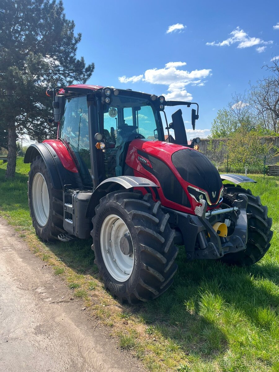Valtra N155 - 2