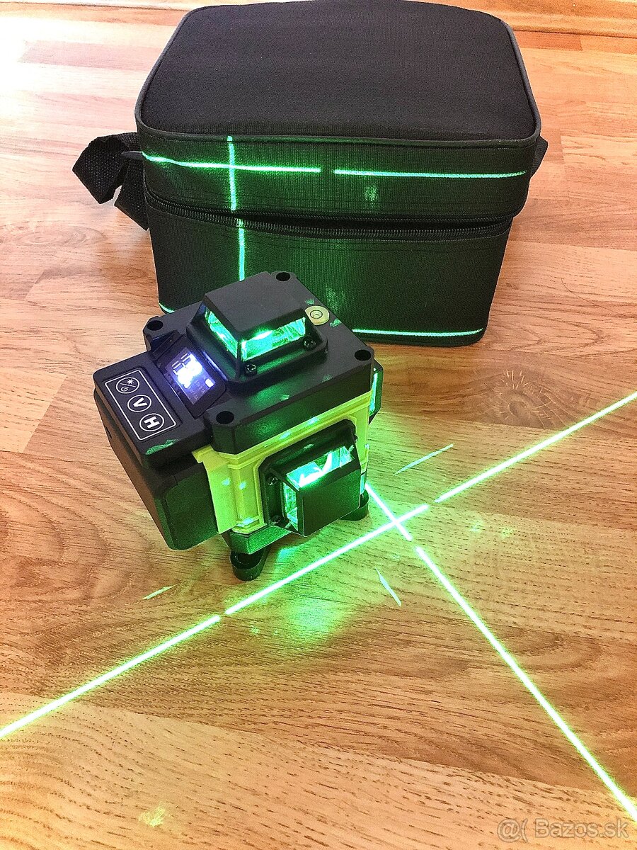 Samonivelačny 4D laser - 2