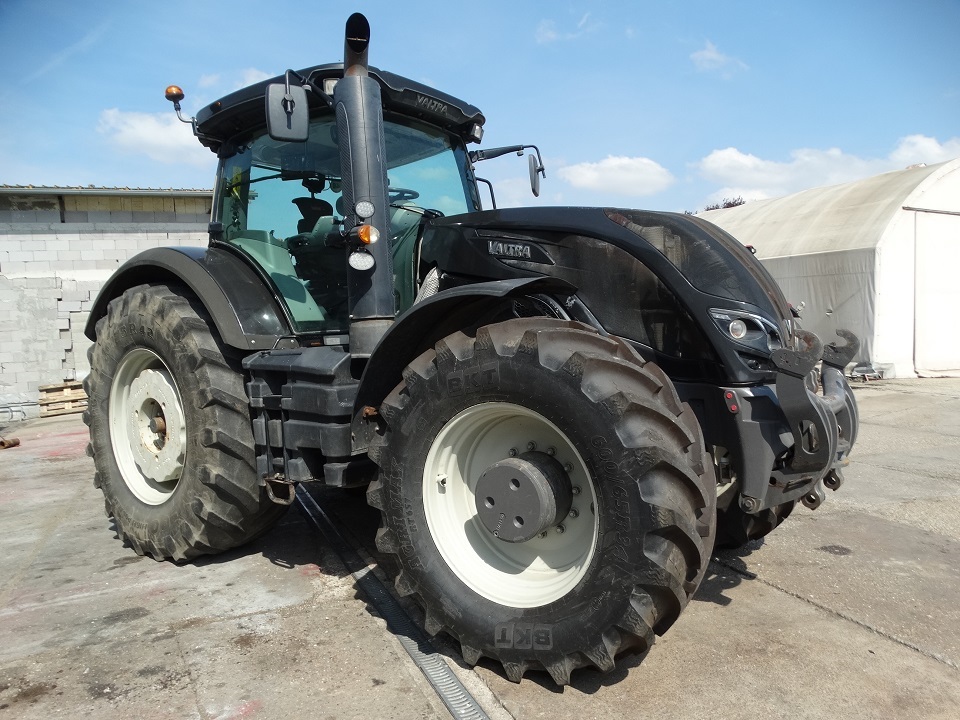 Valtra S374 Versu - 2
