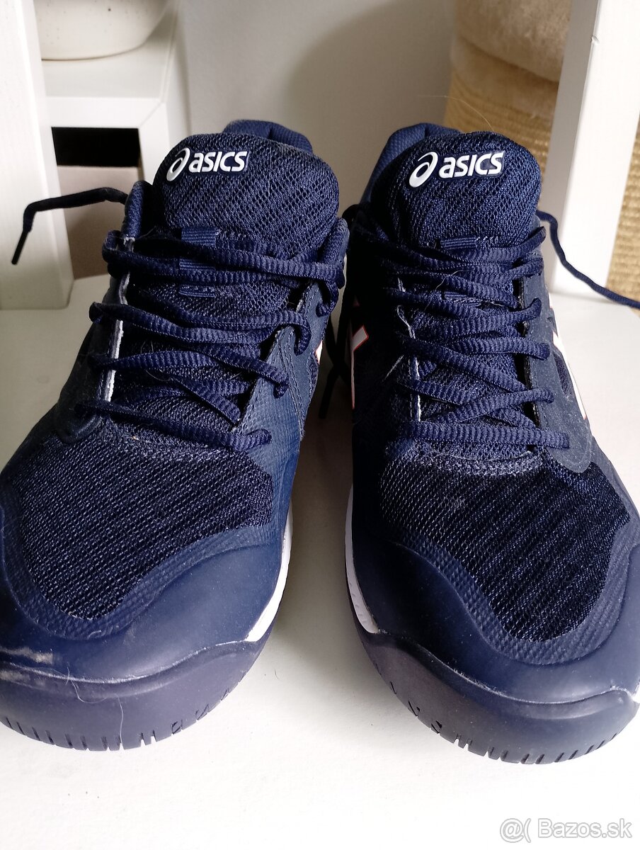 Predám halovky asics - 2