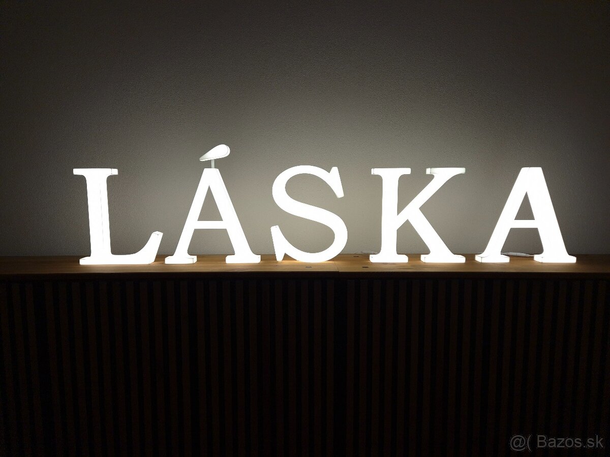 Svetelné písmená na prenájom – vytvorte si vlastný napis - 2