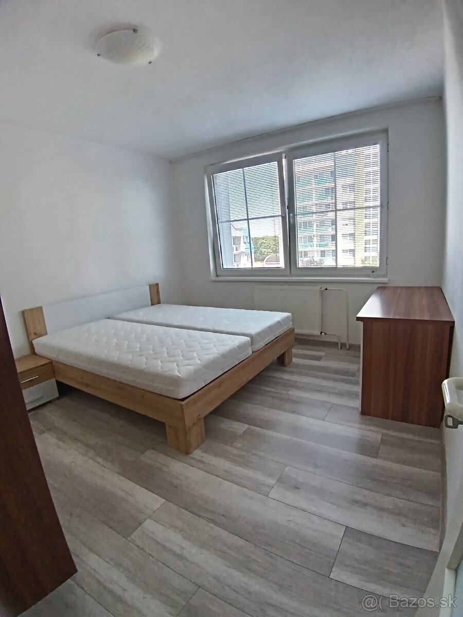 Na prenájom 2-izbový byt s balkónom – Bebravská ul., Vrakuňa - 2