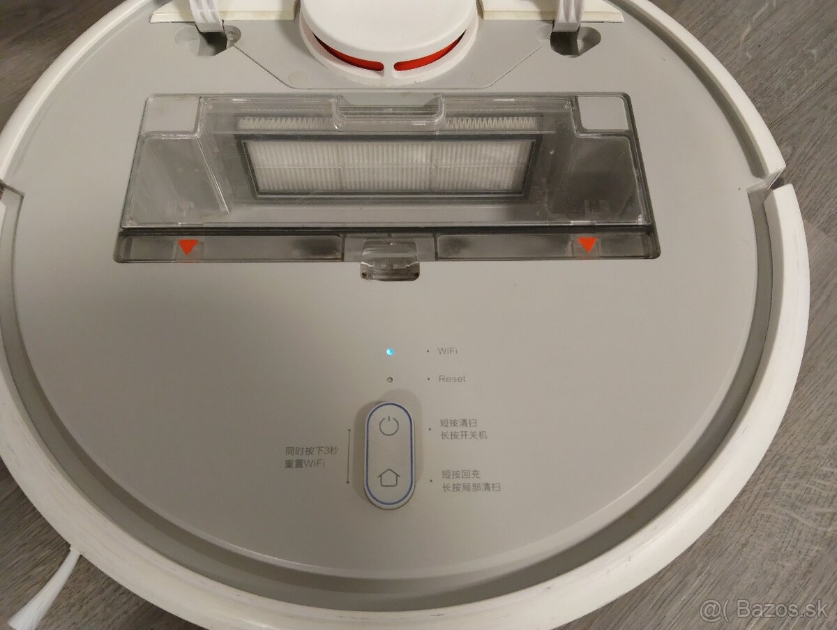 Roboticky vysavac Xiaomi Mi Robot Vacuum SDJQR01RR - 2