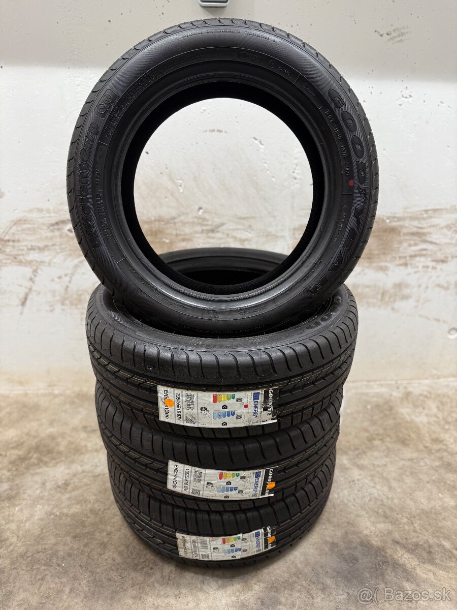 Nepoužité letné pneumatiky Goodyear Efficient Grip 195/55/16 - 2