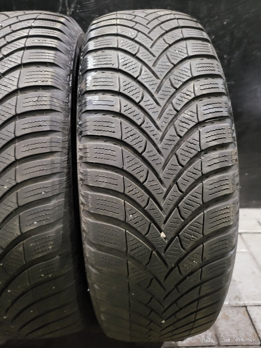 215/70 R16 Semperit zimne pneumatiky - 2