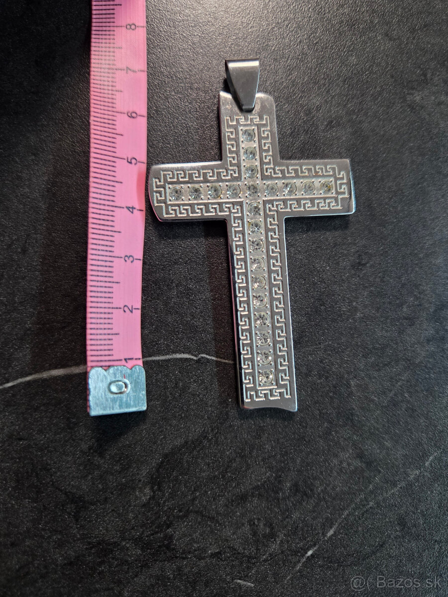 Kriz z chirurgickej ocele - 2