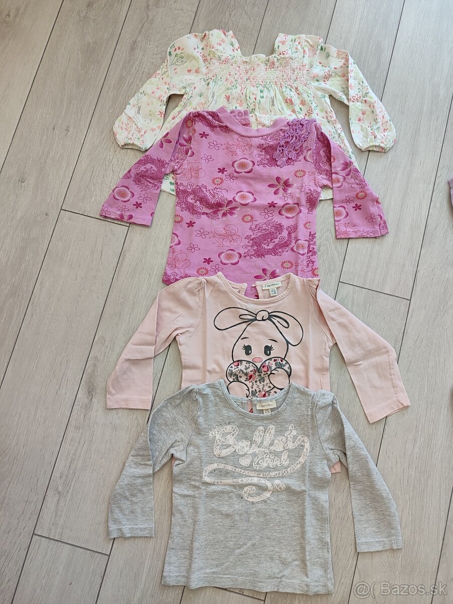 Balík oblečenia,v.80 - 2