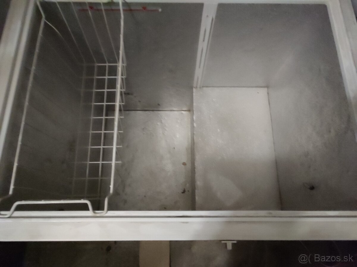 truhlicová mraznićka - 2