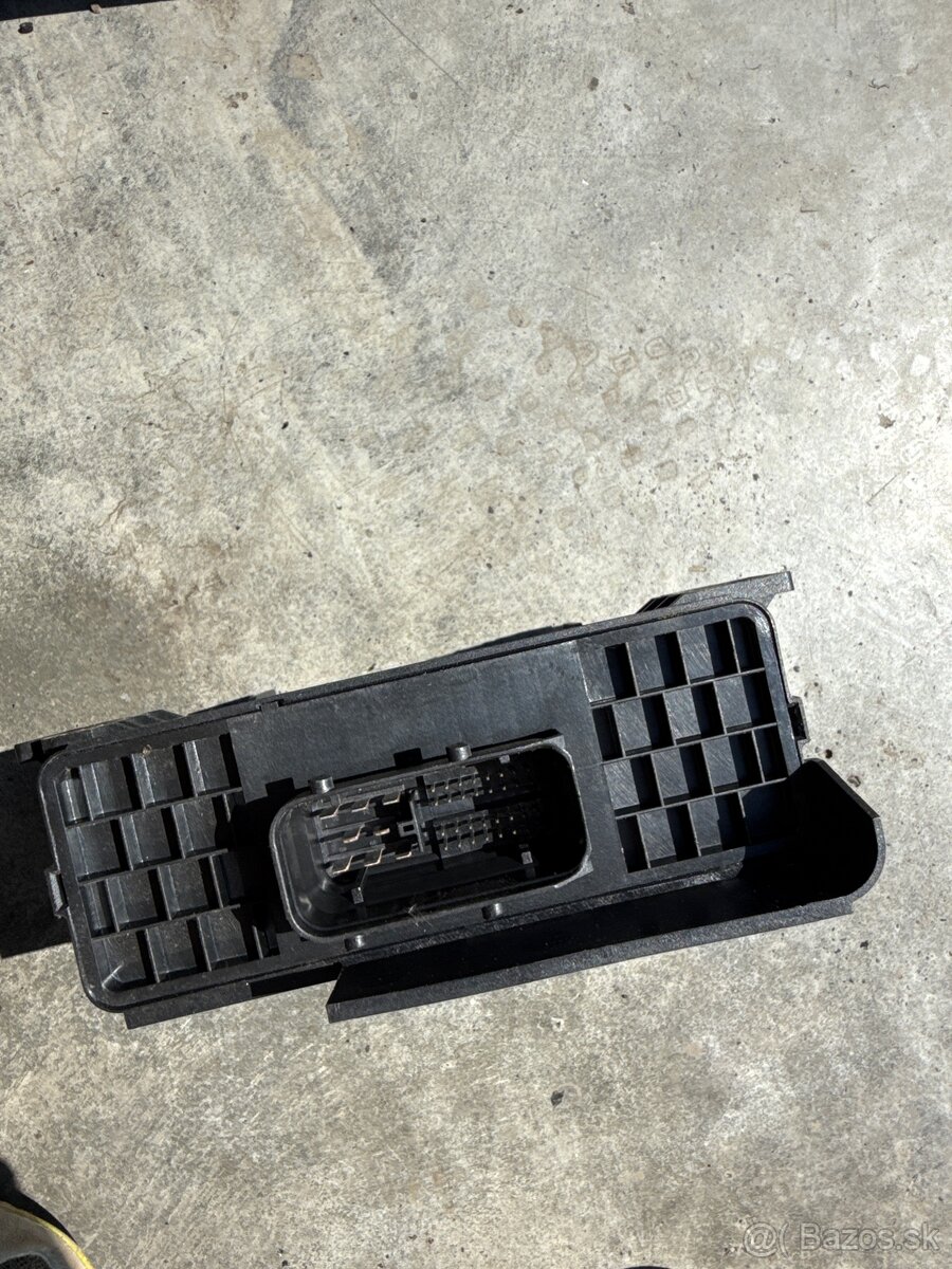 Riadiaca jednotka palubnej siete 4F0907280 - 2