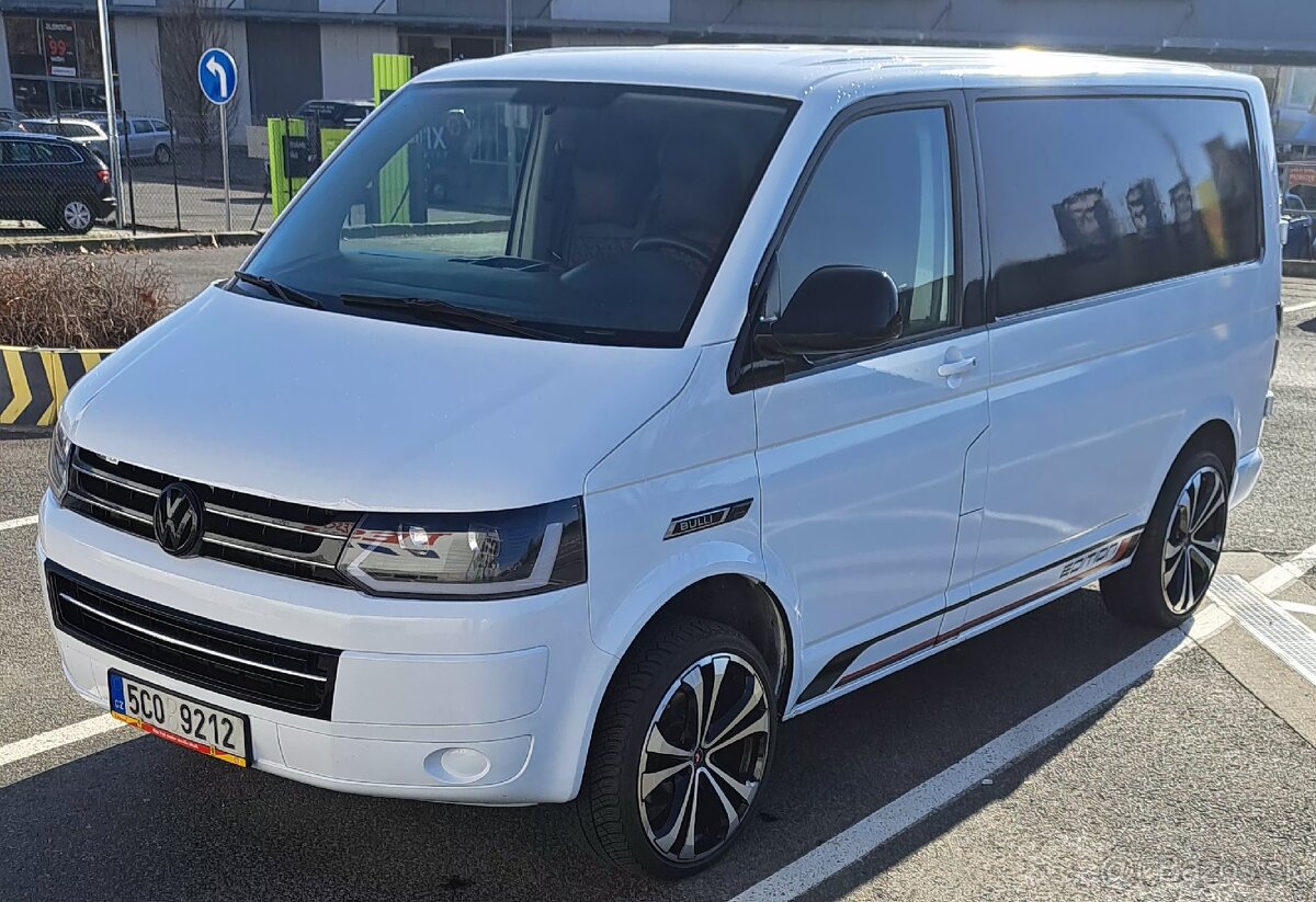 VW TRANSPORTER LIMITED EDITION spěchá - 2