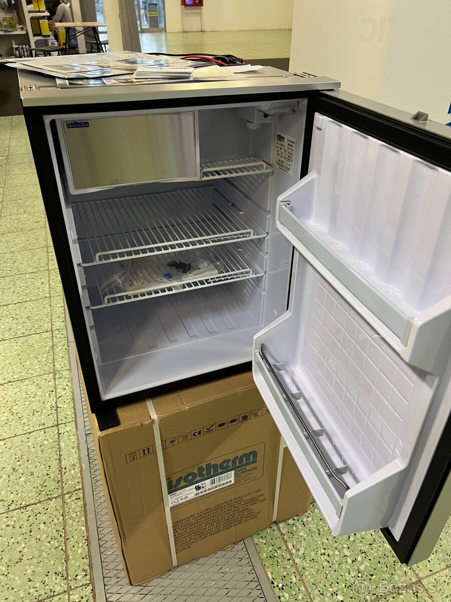 Autochladnicka 12 volt kompresorova Webasto marine Indel - 2