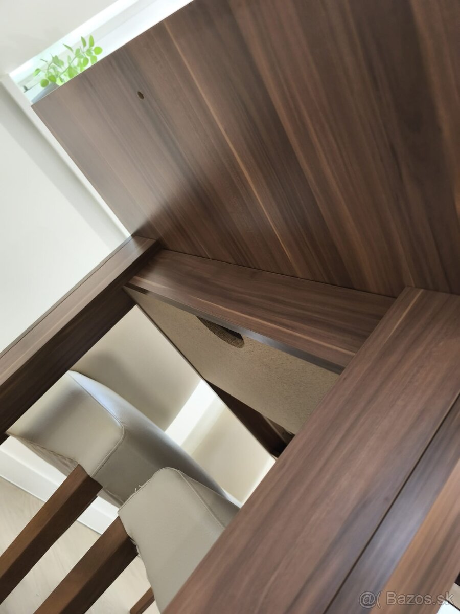 Jedalenský stôl + stoličky - 2