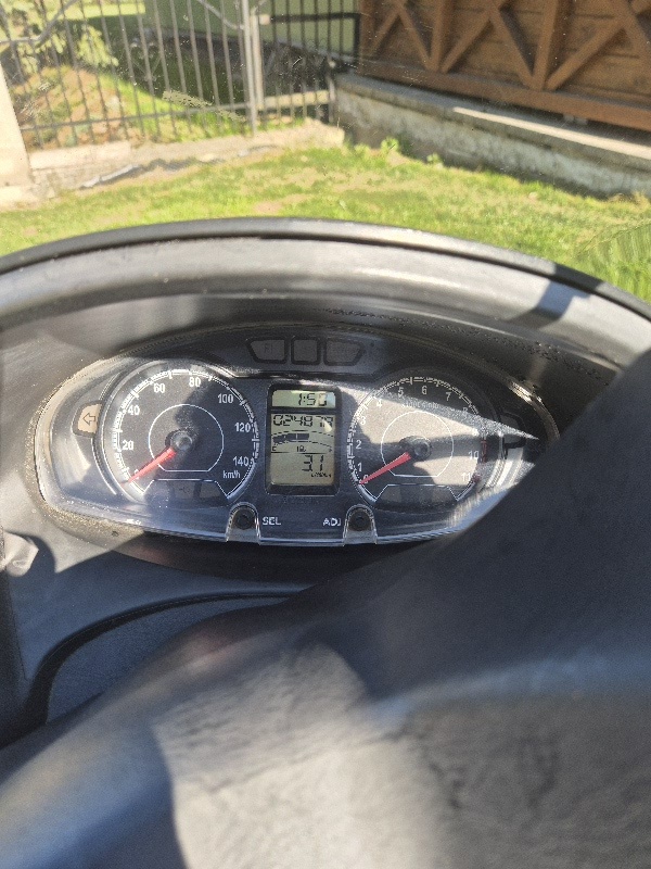 Suzuki Burgman - 2