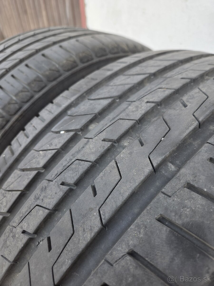 Letné pneu 225/50 R17. - 2