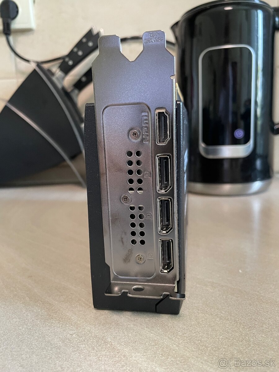 MSI NVIDIA GeForce RTX 5070 12G SHADOW - 2