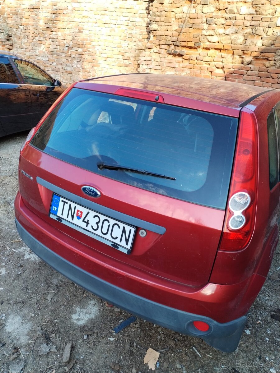 Ford fiesta - 2