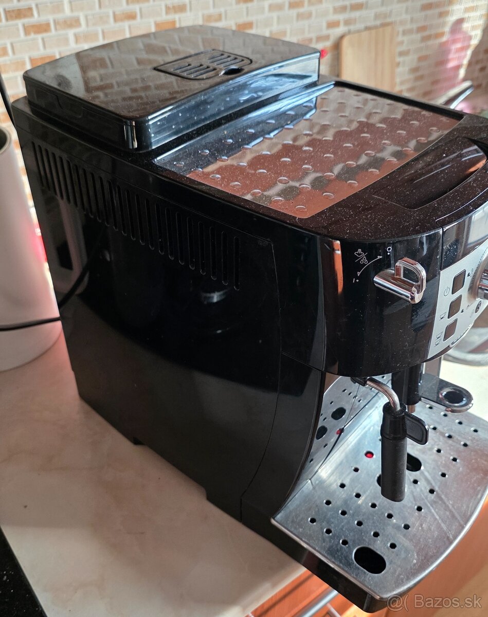 Delonghi Magnifica S - 2