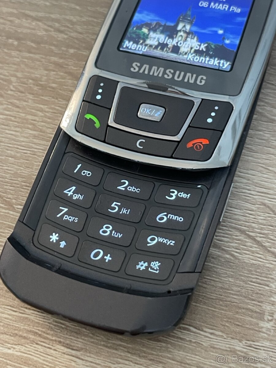 Samsung D900i - 2
