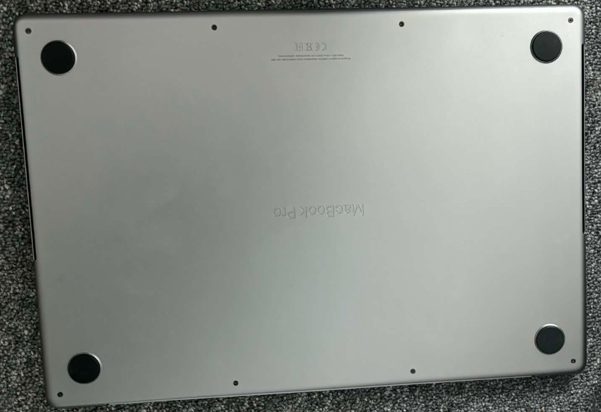 MacBook Pro M1 - 2