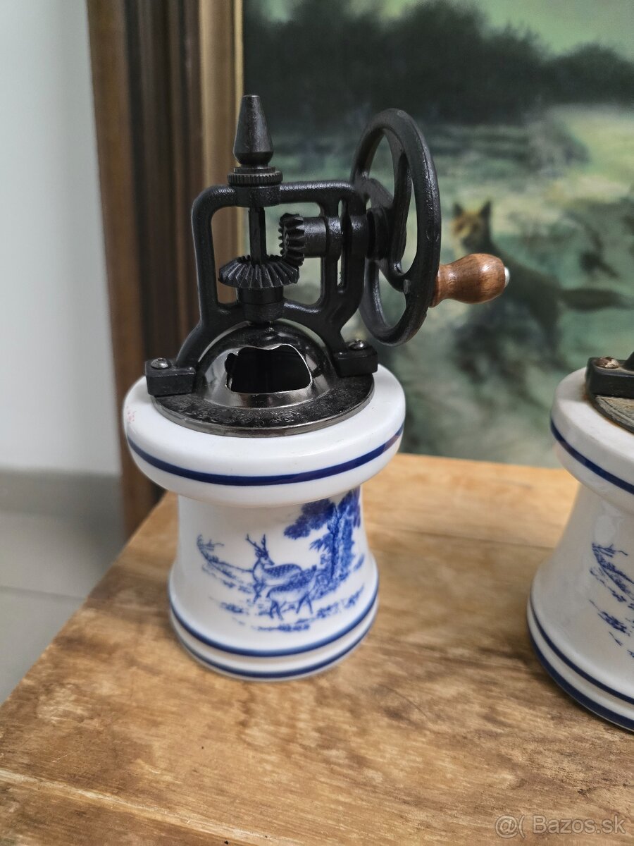 2x mlyncek na korenie - 2