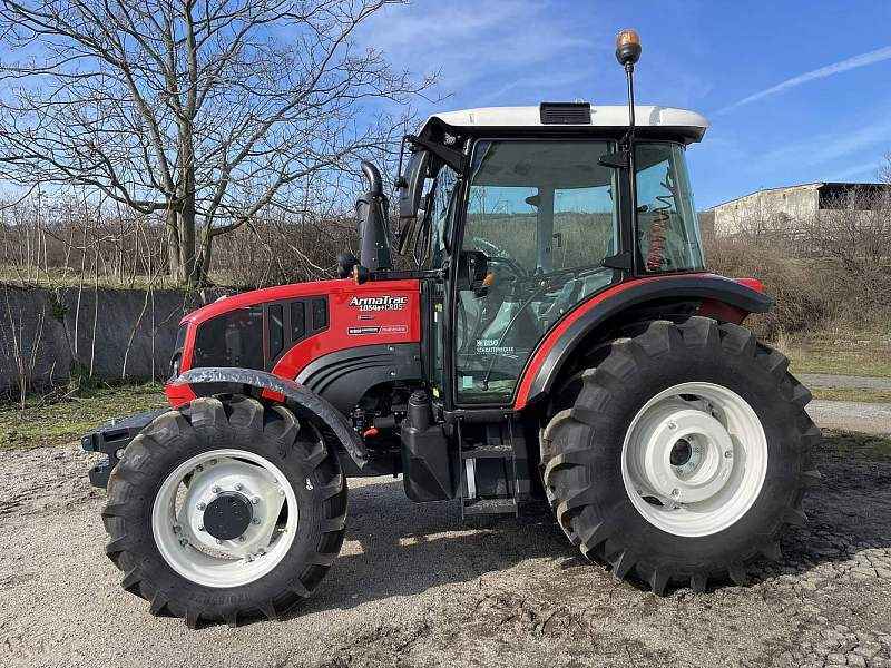 Traktor MAHINDRA Armatrac 1054 E+ - 2