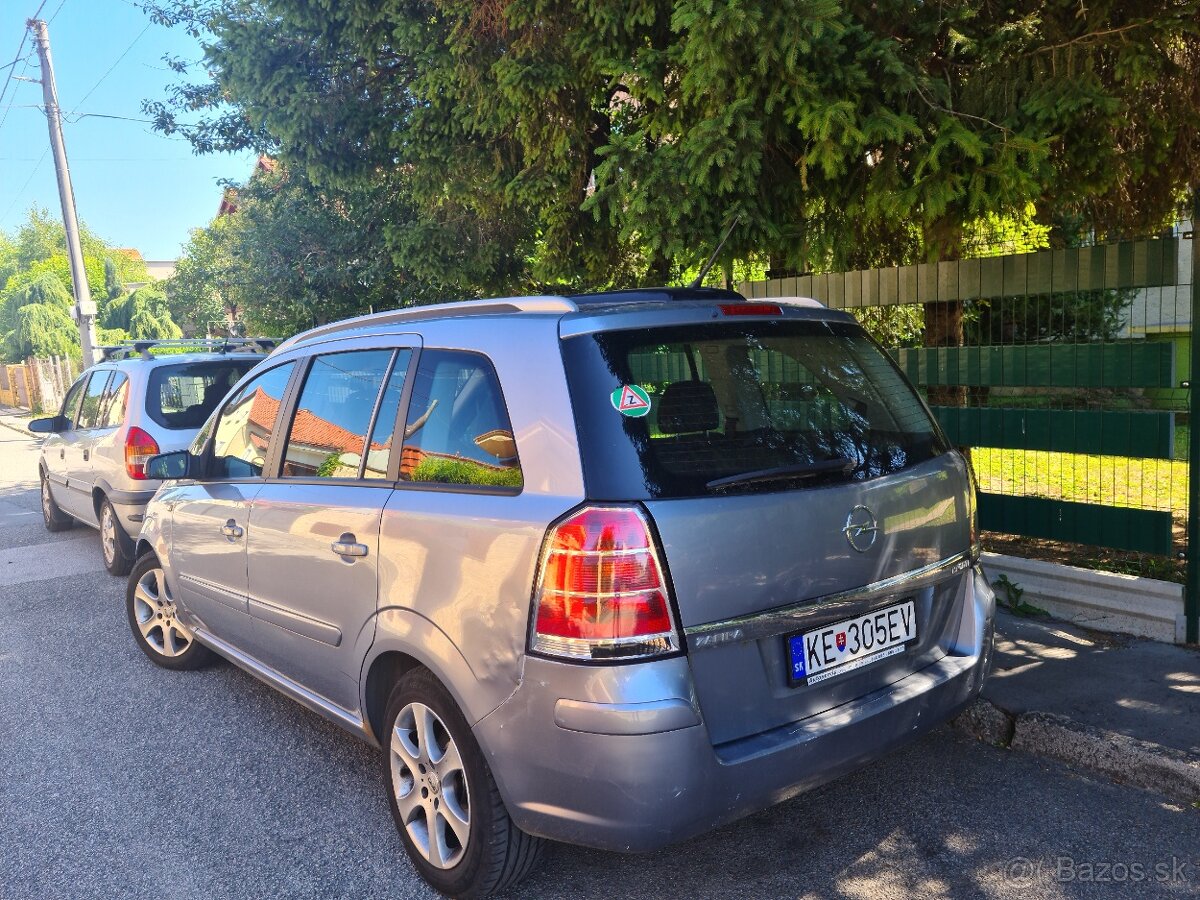 Opel Zafira - 2