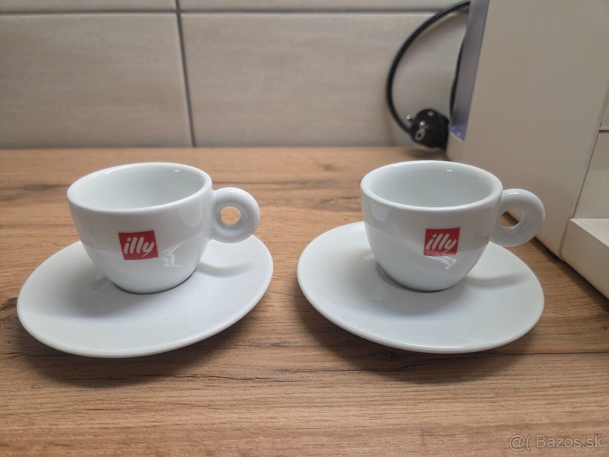 Kavovar Illy - 2