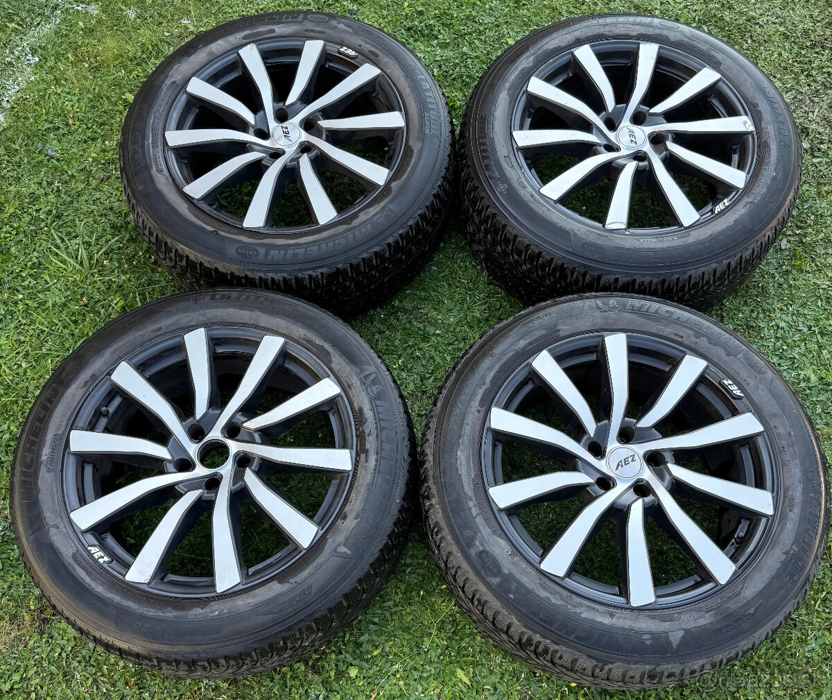 Hliníkové disky AEZ REEF R20 ET40 + pneu Michelin - 2