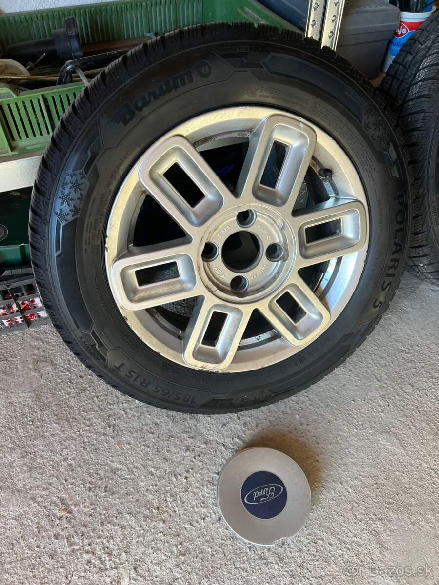 Ford 4x108 15" zimné pneu,185/65 R15 - 2