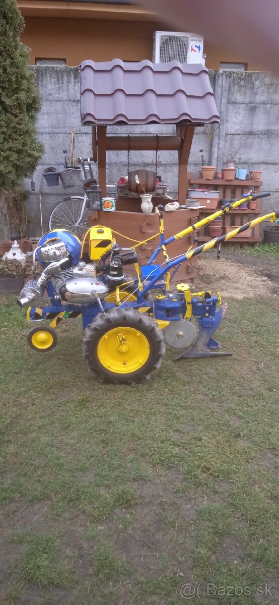 Malotraktor domacej vyroby - 2