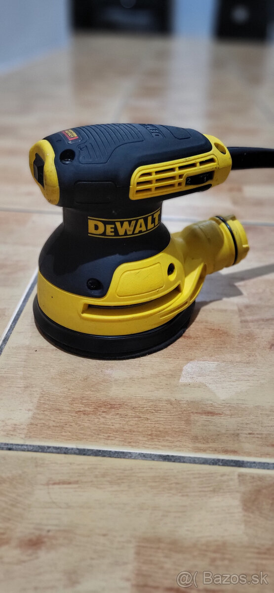 Dewalt DWE 6423-QS excentricka bruska - 2