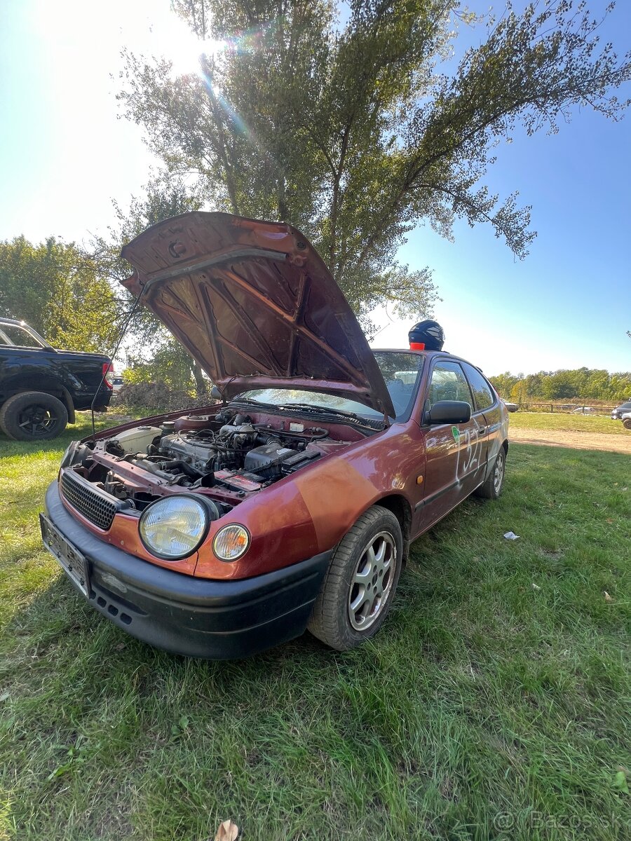 Corolla e11 klepe motor nemá papiere súrne - 2