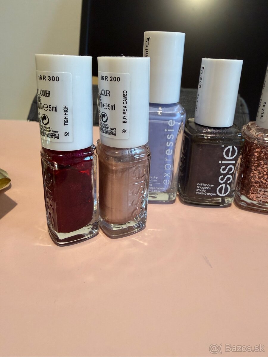 Essie laky na nechty - 2